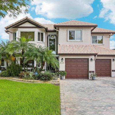 11641 Sw 12 Th St, Pembroke Pines, FL 33025