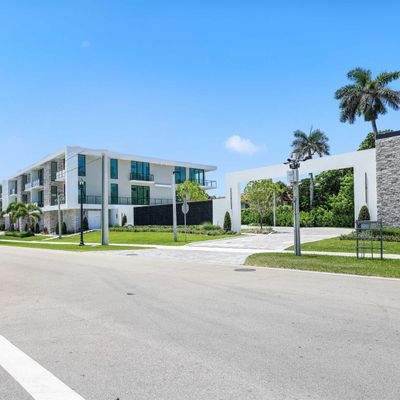 1177 George Bush Boulevard, Delray Beach, FL 33483