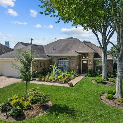 118 Mccarron Ct, League City, TX 77573