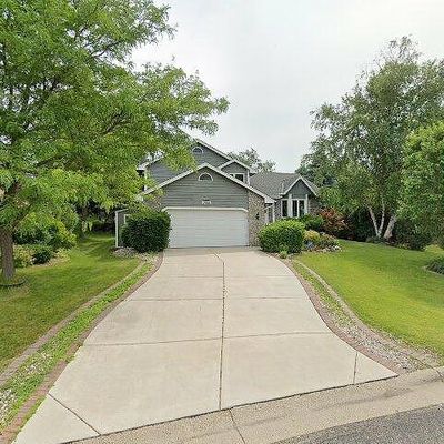 13841 Sunset Lake Dr, Burnsville, MN 55337