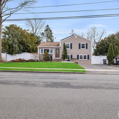 139 W Elmwood Dr, South Plainfield, NJ 07080