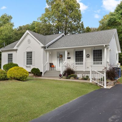 140 Katherine Ave, Danielson, CT 06239