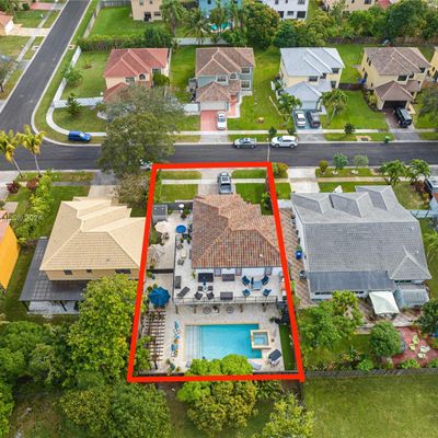 1420 Sw 88 Th Ave, Pembroke Pines, FL 33025