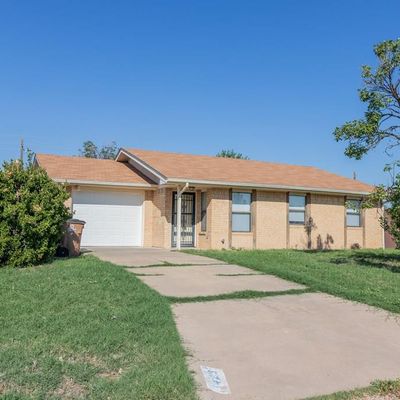 1423 Gregory Dr, San Angelo, TX 76905