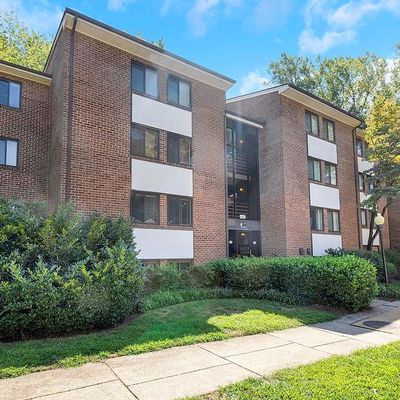 1423 Northgate Square, Reston, VA 20190