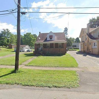 1425 Wilson Ave, New Castle, PA 16101