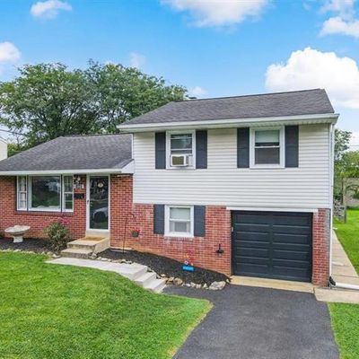 1445 Exeter Rd, Allentown, PA 18103