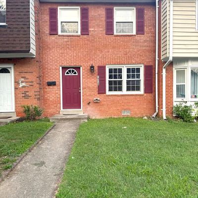 14720 Barksdale St, Woodbridge, VA 22193