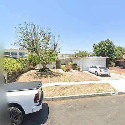 14937 Oswald St, Sylmar, CA 91342