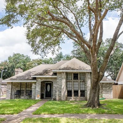 15 Abalone St, Bay City, TX 77414