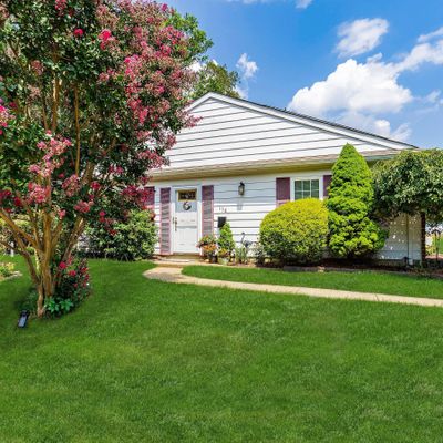 150 Kingsley Way, Freehold, NJ 07728