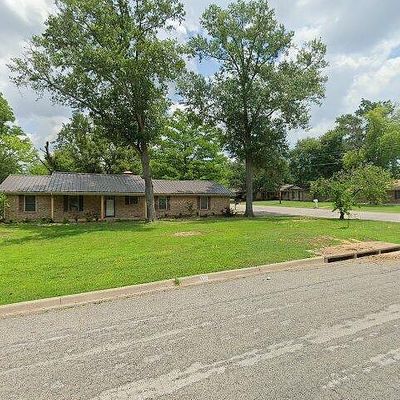 150 Oak St, Canton, TX 75103