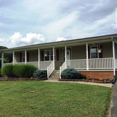 1500 Walker Cove Rd, Sparta, TN 38583