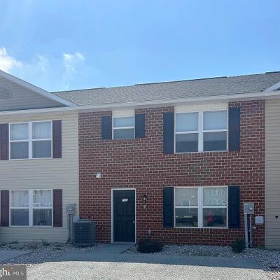 151 Delano Dr, Chambersburg, PA 17201