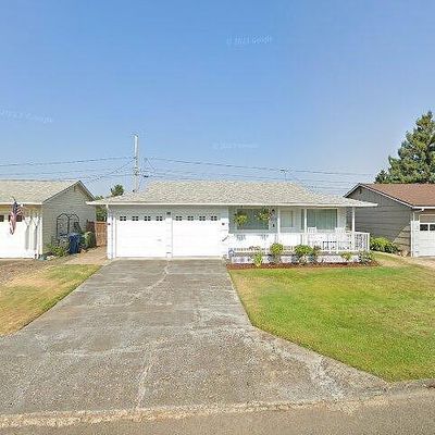 1511 Walton Way, Woodburn, OR 97071