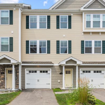 13 Village Xing, Niantic, CT 06357