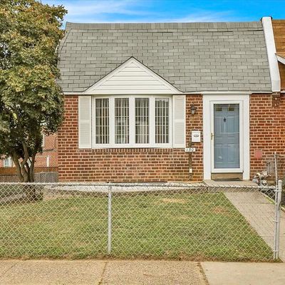 130 Chadwick Ave, Marcus Hook, PA 19061