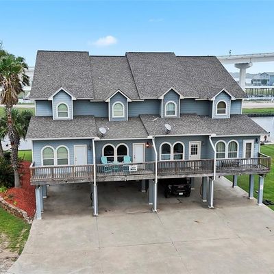 131 Boat Slip Road, Matagorda, TX 77414