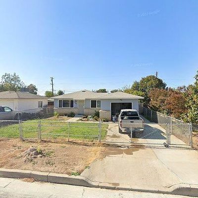 1314 Dellavalle Ave, Madera, CA 93638