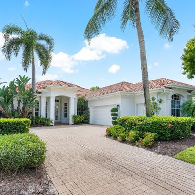 132 Pembroke Dr, Palm Beach Gardens, FL 33418