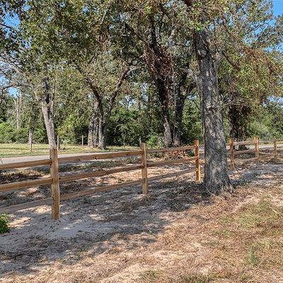 132 Oak Hill Lane, Bellville, TX 77418