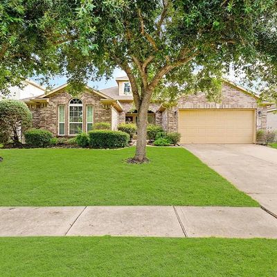 13203 Barons Cove Ln, Pearland, TX 77584