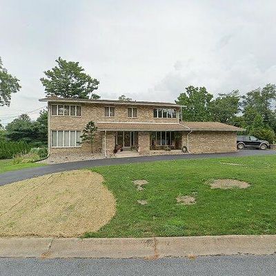 1325 Quail Hollow Rd, Harrisburg, PA 17112