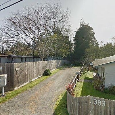 1347 Marsh Rd, Eureka, CA 95501