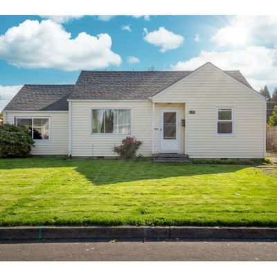 135 Maple Blvd, Wood Village, OR 97060