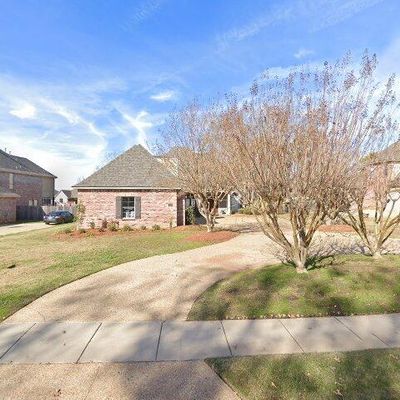 136 Waters Edge Dr, Shreveport, LA 71106