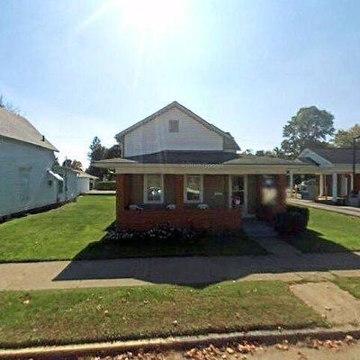 137 W Main St, West Lafayette, OH 43845