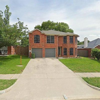 1371 Honeysuckle Ln, Lewisville, TX 75077