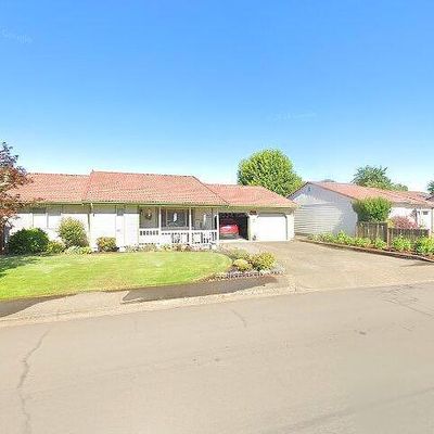 1633 N Johnson Dr, Newberg, OR 97132