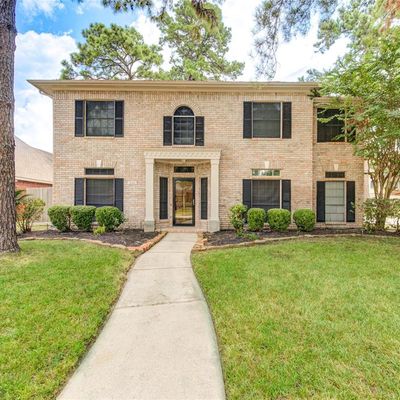 16411 Avenplace Rd, Tomball, TX 77377