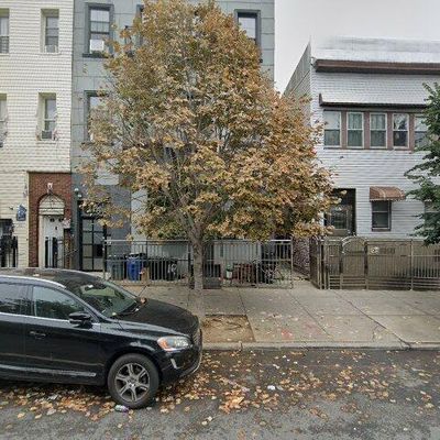 165 Central Ave, Brooklyn, NY 11221