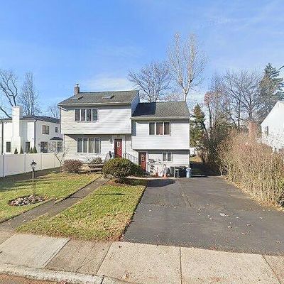 165 Knickerbocker Rd, Cresskill, NJ 07626