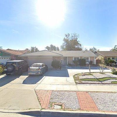 16655 Raymond Ave, Fontana, CA 92336