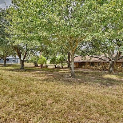 1680 Jackson League Cir, Brenham, TX 77833