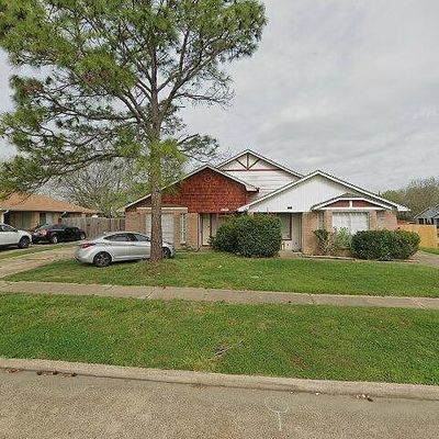 17004 Pastoria Dr, Houston, TX 77083