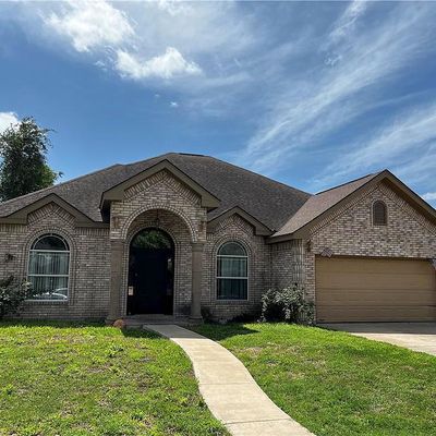 1706 School Ln, Mission, TX 78572