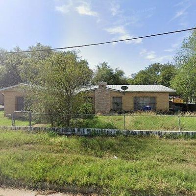 1719 Laredo St, Laredo, TX 78043