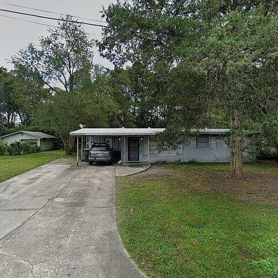 1719 Louvre Dr, Jacksonville, FL 32221