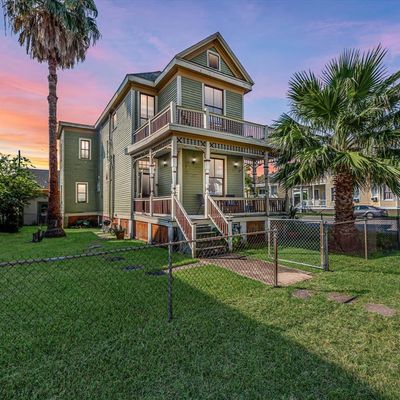 1727 Church St, Galveston, TX 77550