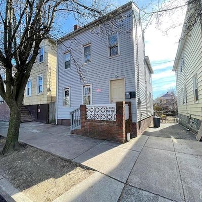 174 Townsend St, New Brunswick, NJ 08901