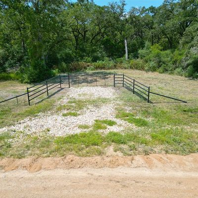 1742 County Road 413 N, Lexington, TX 78947