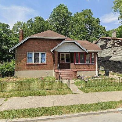 1752 Carll St, Cincinnati, OH 45225