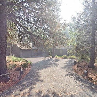 17749 Red Wing Ln, Bend, OR 97707