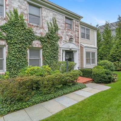 179 Park St, New Canaan, CT 06840