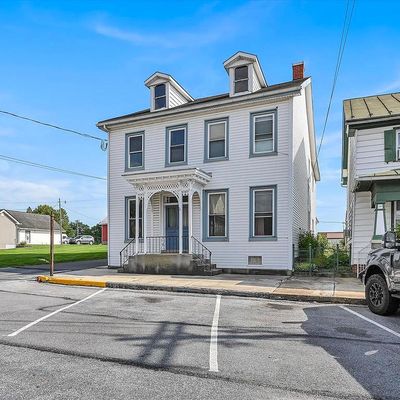 18 E Market St, Jonestown, PA 17038