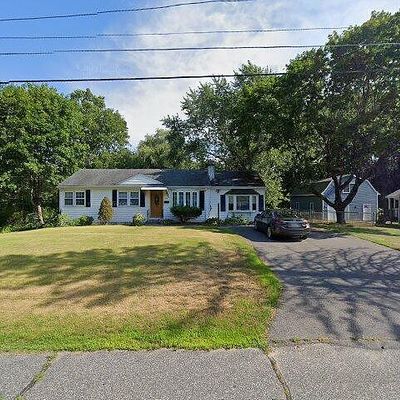 18 Wenzell Rd, Ashland, MA 01721